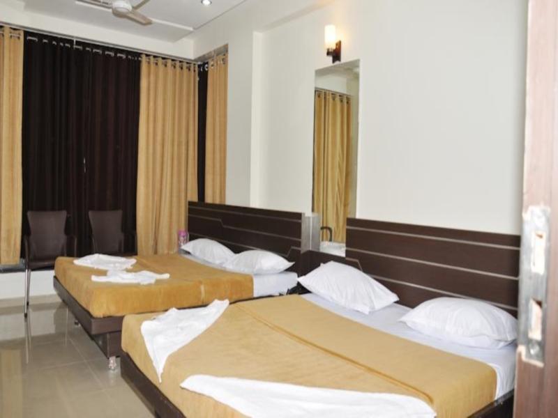 שירדי Hotel Sai Govind מראה חיצוני תמונה